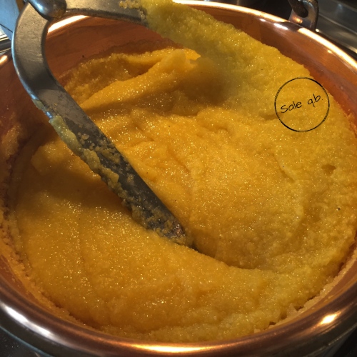 polenta nel paiolo di rame